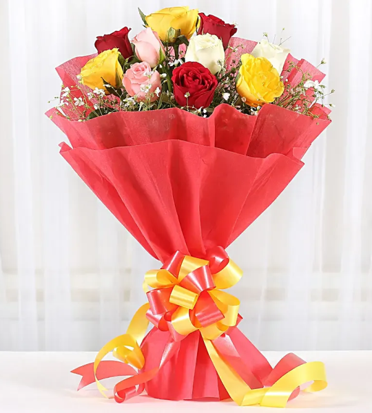 Mixed Roses Romantic Flower Bunch